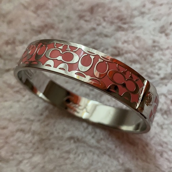 Pink coach bangle bracelet - Picture 2 of 3